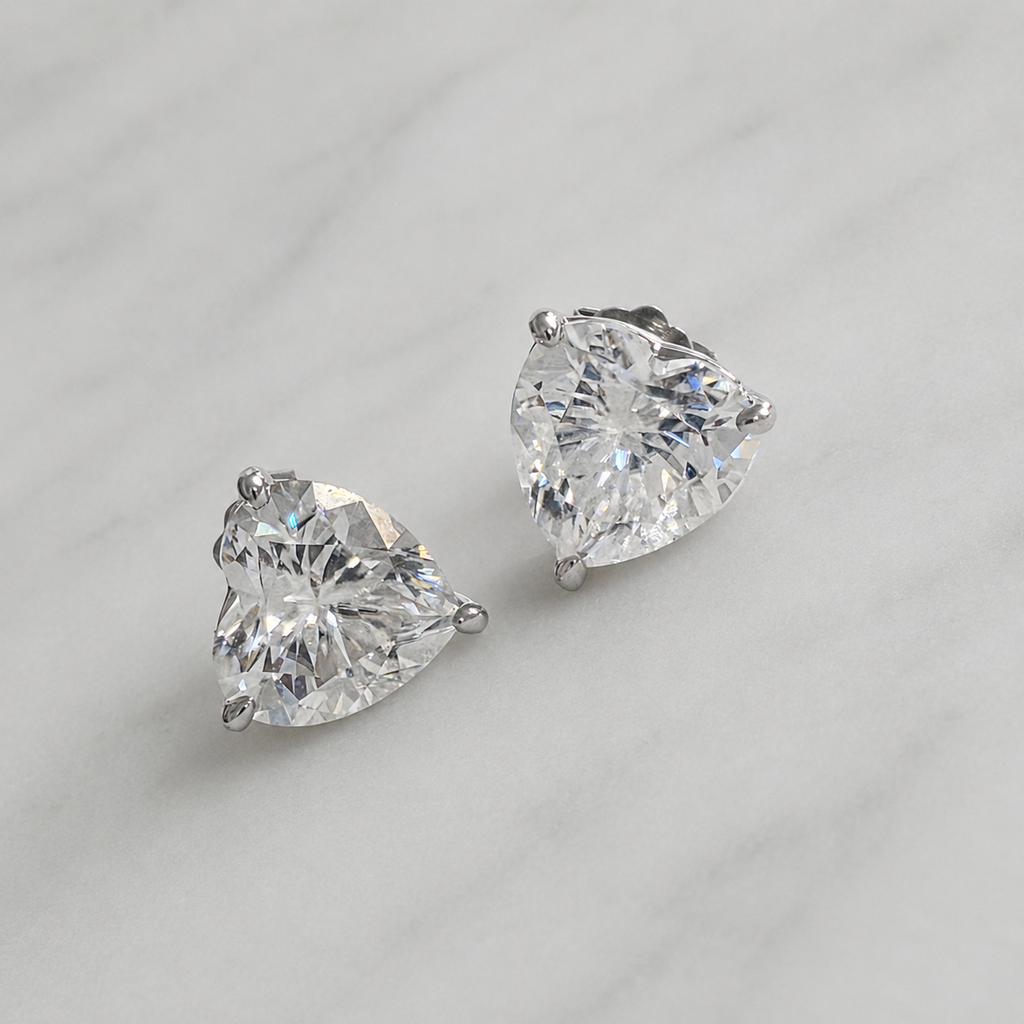 Hjärtslipade örhängen Moissanite – 4,0 ct