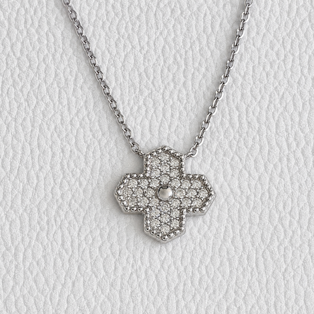 Clover Moissanite Halsband - 0.49ct
