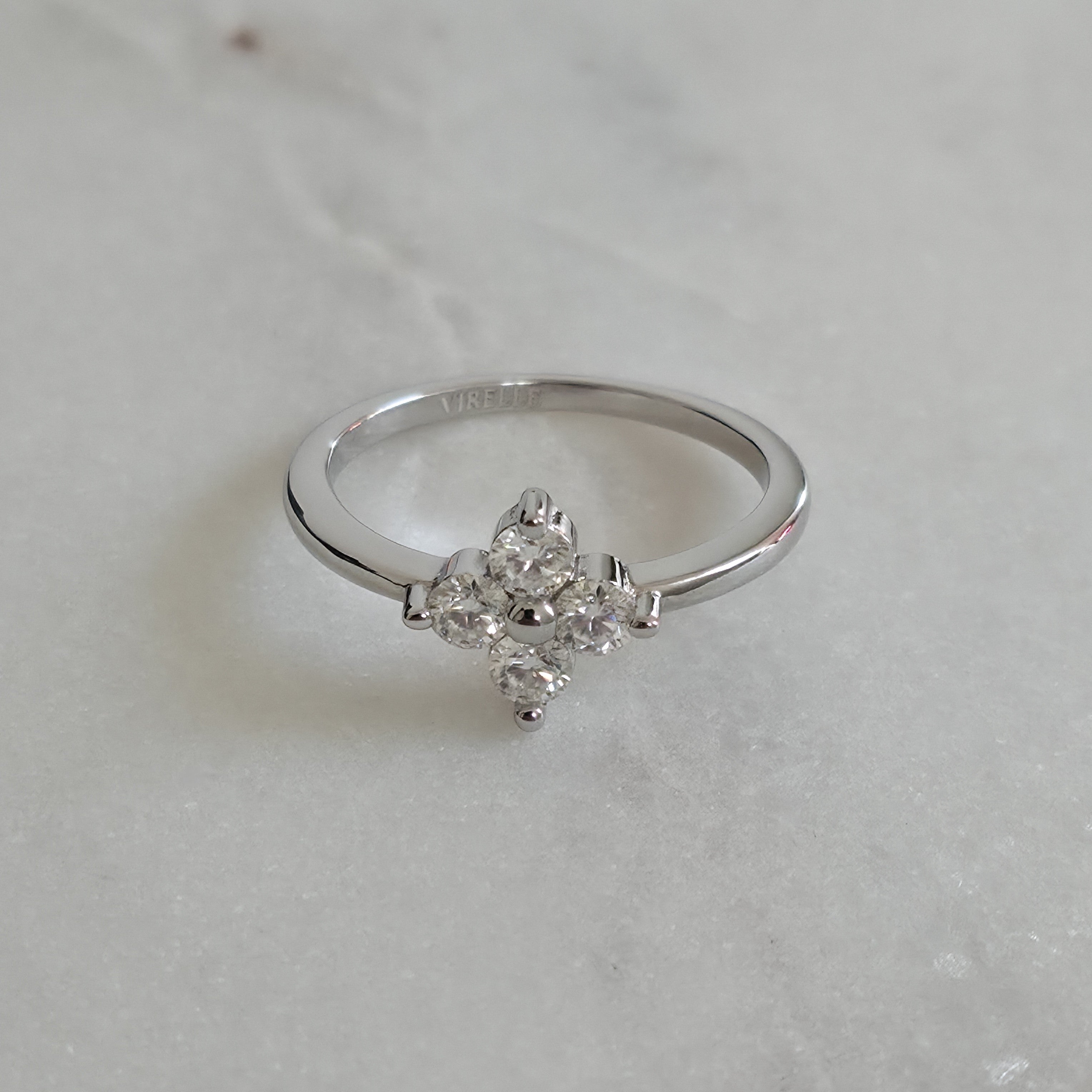 BLOOM CLUSTER 4-STEN MOISSANITRING - 0,40 ct