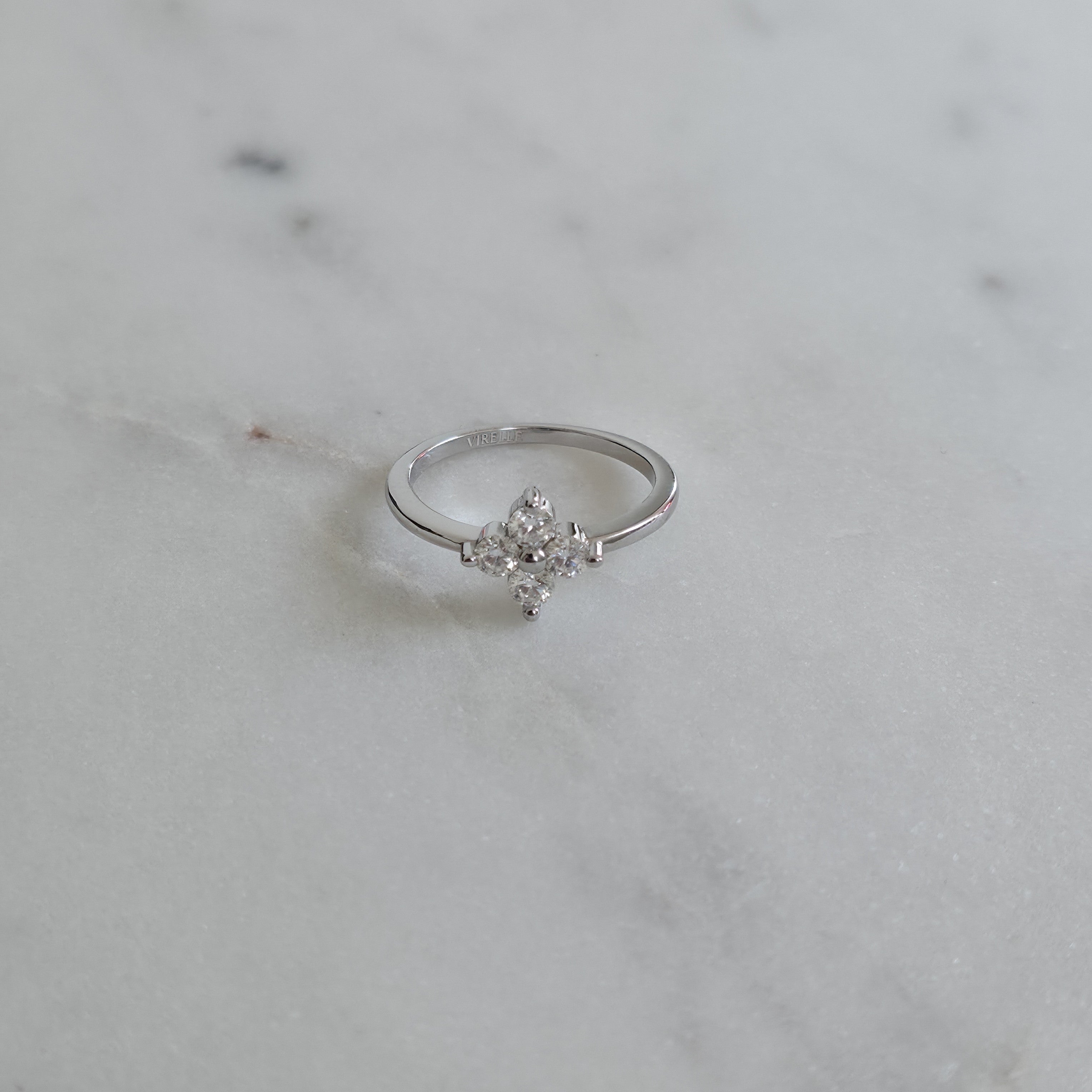 BLOOM CLUSTER 4-STEN MOISSANITRING - 0,40 ct