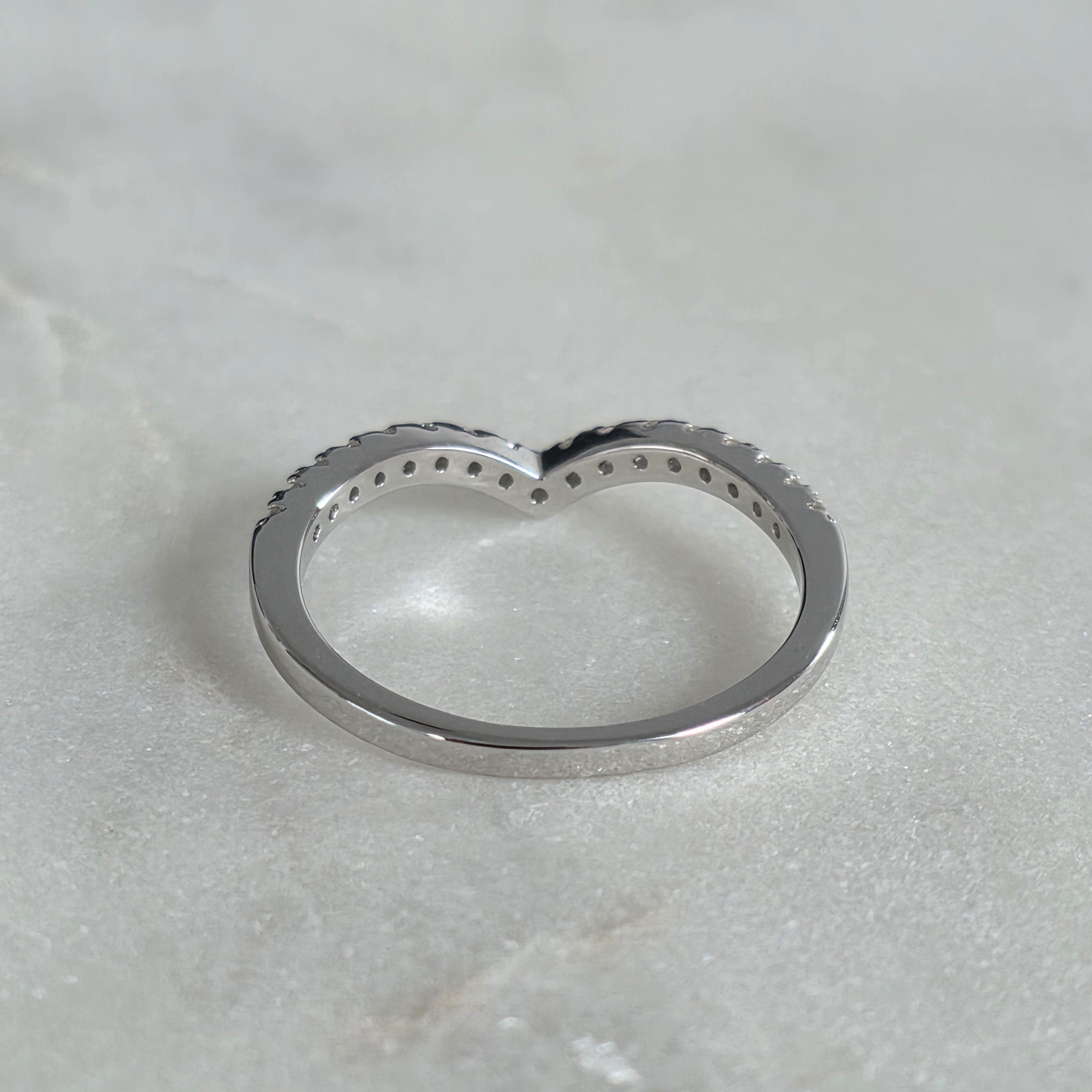 ALLIANCE CURVED STACKING 17-STONE MOISSANITE RING - 0.26ct