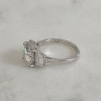 TRESTENS MOISSANITERING MED CUSHIONSLIPNING – 4,63 ct