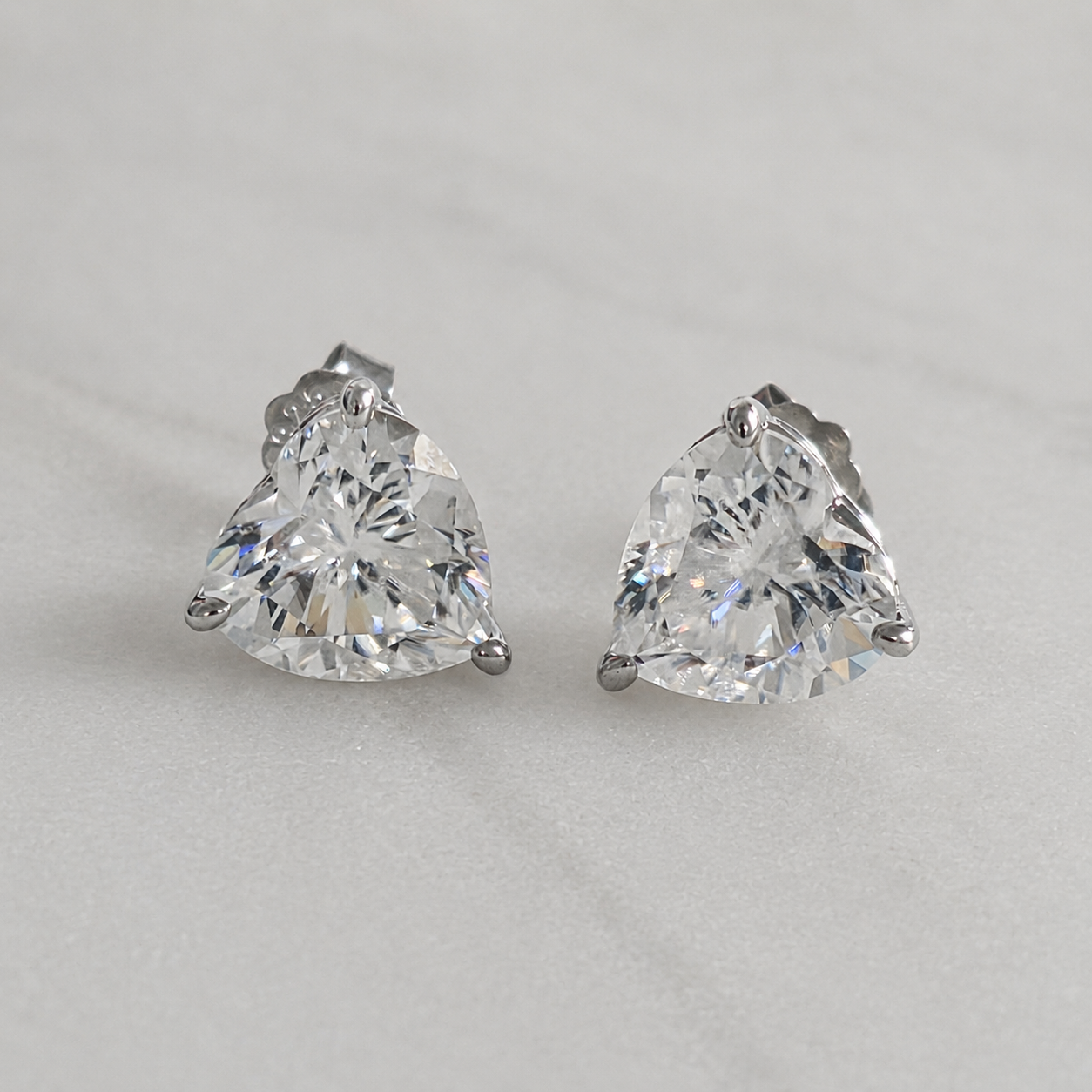 Hjärtslipade örhängen Moissanite – 4,0 ct