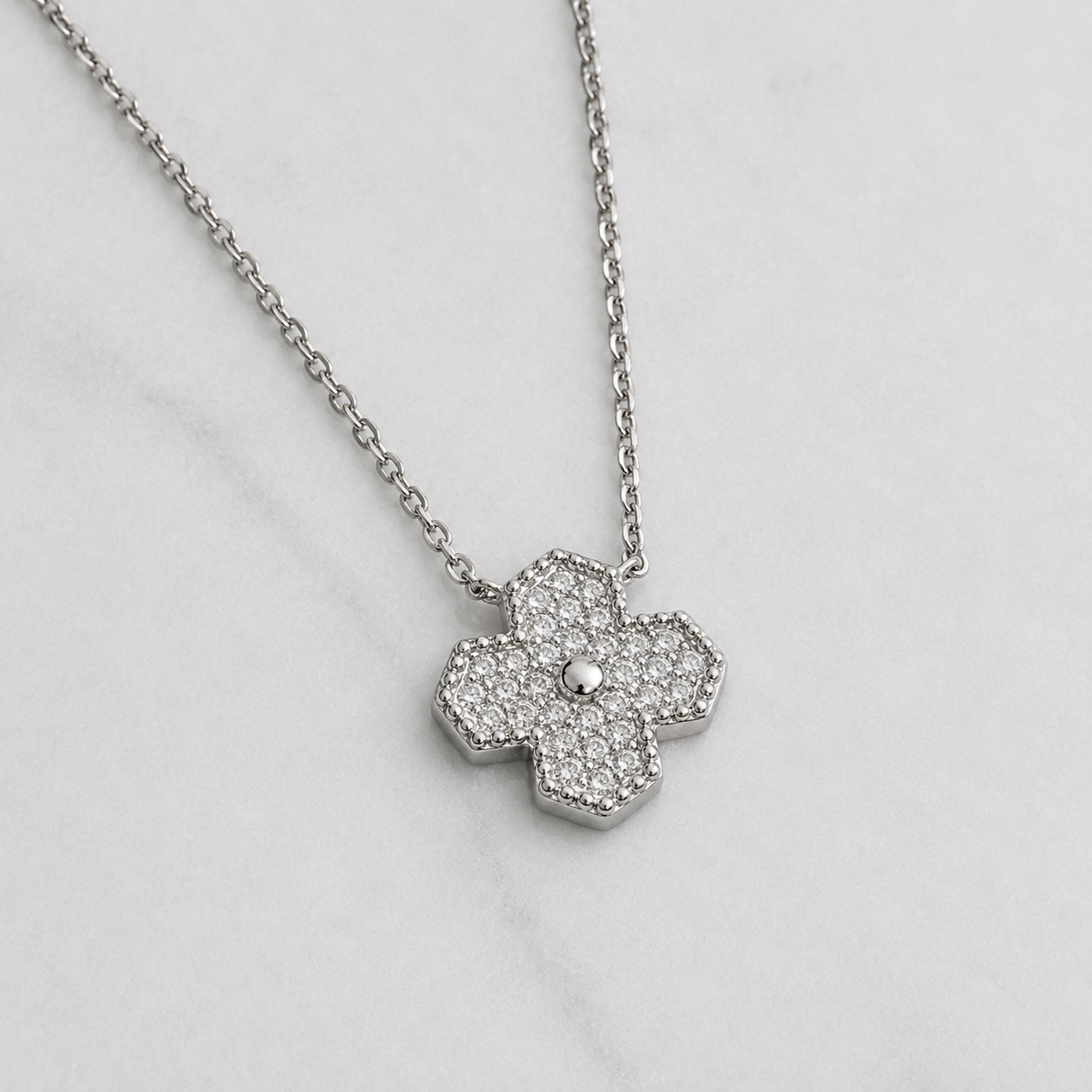 Clover Moissanite Halsband - 0.49ct