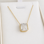 Halsband med smaragdslipad moissanit – 5,0 ct