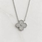 Clover Moissanite Halsband - 0.49ct